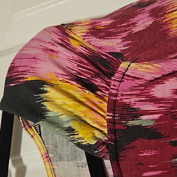 💖 $5 add to bundle item Squareneck top by DG💖 - Picture 3 of 5